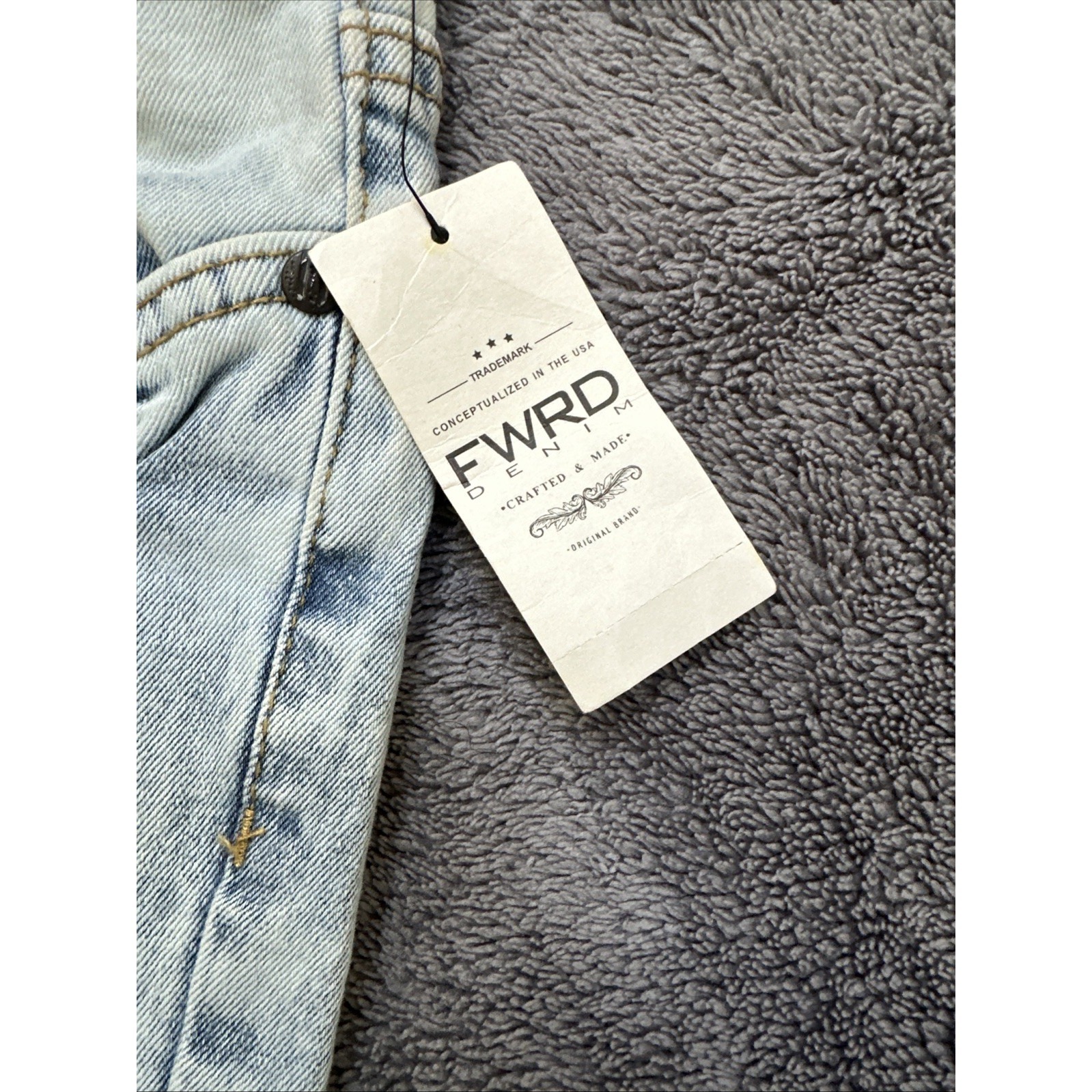 Fwrd Denim Girls Size 14 Distressed Slim Fit Jeans Acid Wash Stretch Nwt — image 5 of 8